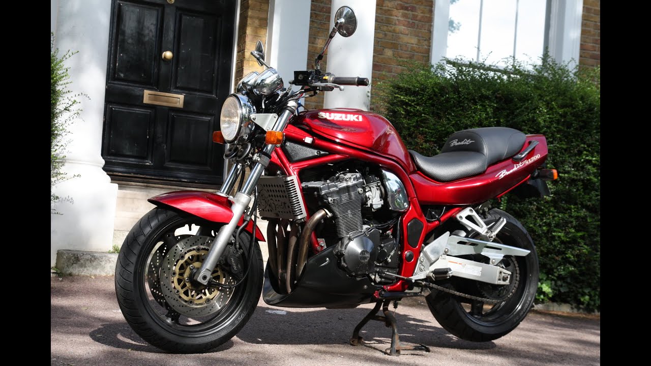 Suzuki GSF 1200 N Bandit 1999 walk around engine start revving