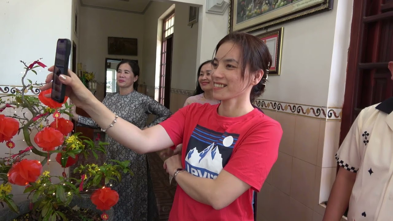 MÙNG MỘT TẾT TẠI GIA ĐÌNH BẢNG NGA