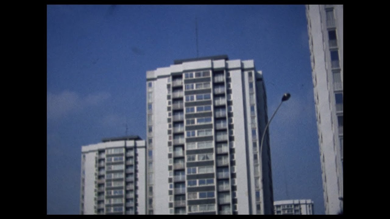 La tour Mermoz à ROUBAIX en 1976 (Super8).