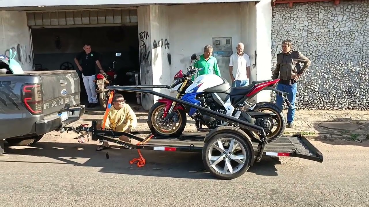 reboque para transportar moto /03 #praticidade #moto #reboque #basculante #transporte #transportar