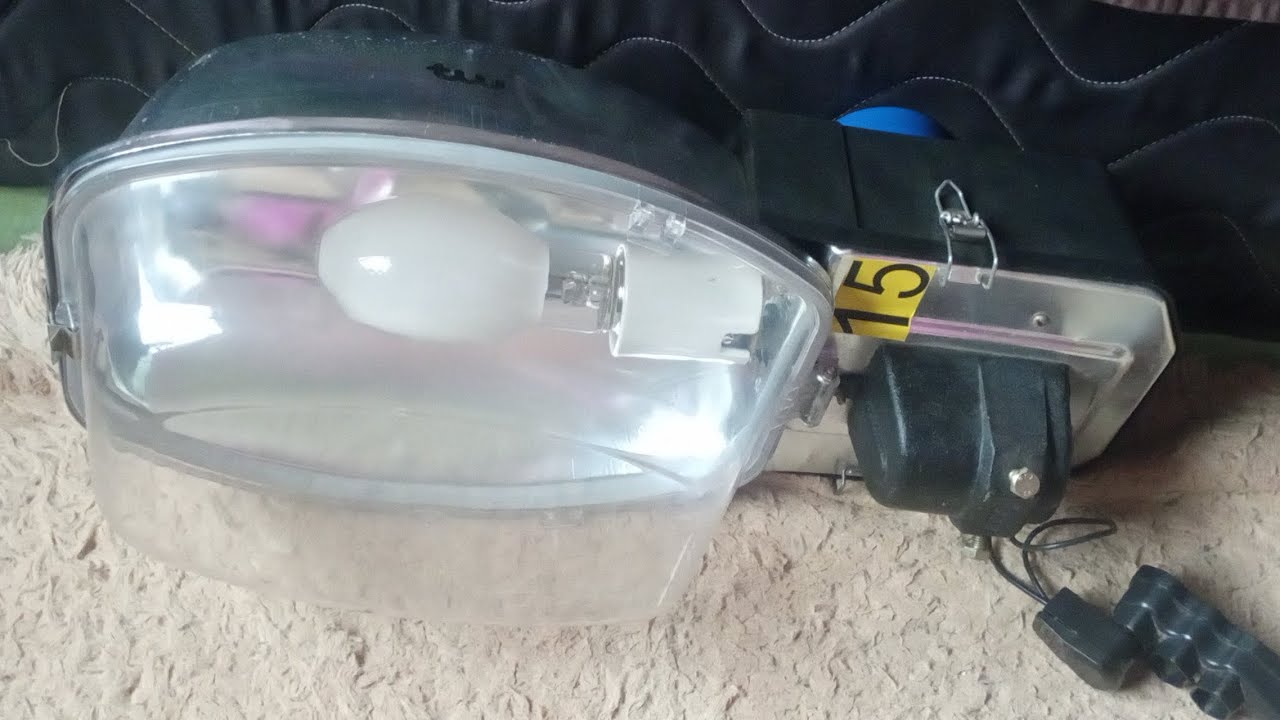 Ligando a Luminária Tecnowatt IP151 SRB com Lâmpada Vapor Metálica. 