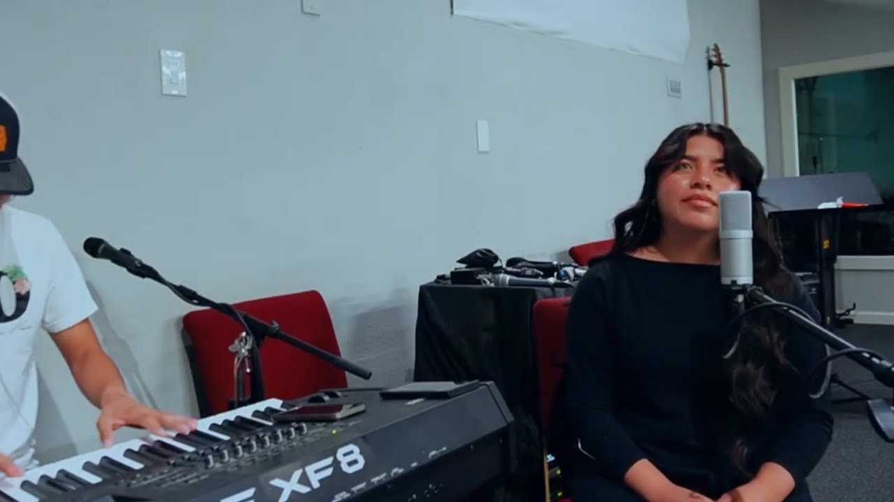 Quiero estar en tu Presencia Cover