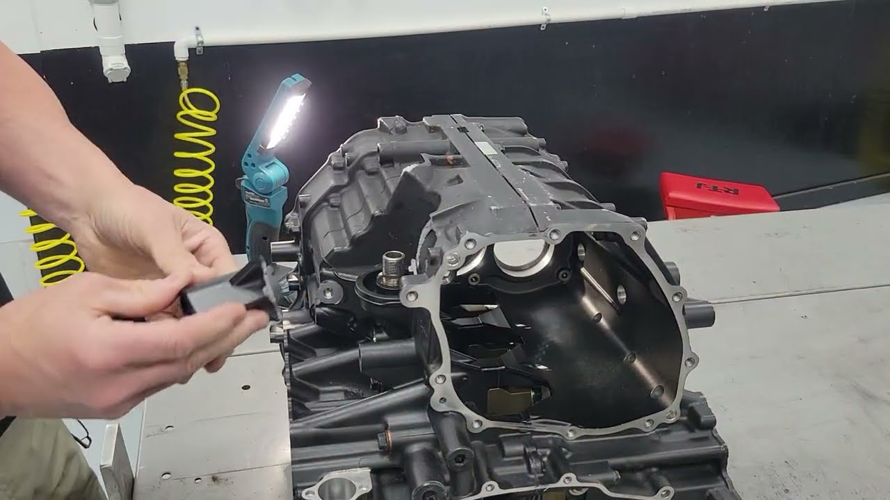 WOW!!! BROKEN ENGINE CASES!!! 2018+ Honda Goldwing with Max McAllister & Traxxion Dynamics
