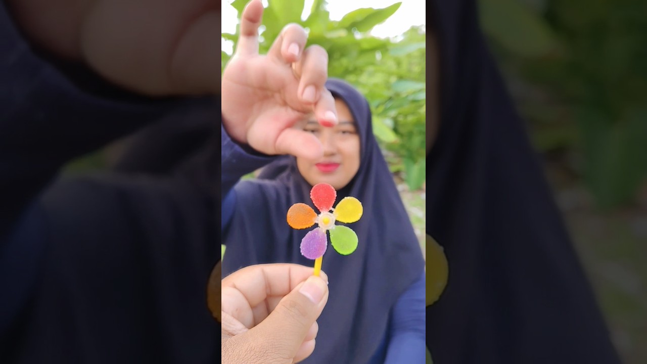 Bagi bagi permen kipas jelly di muntahin lagi mbek embek #shorts
