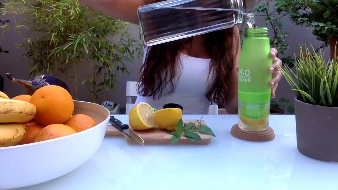 Fruity H2O - Amazing fruit infuser water bottle!