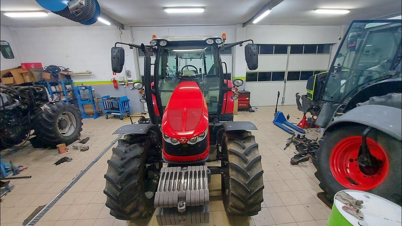 Nowiutkie ciągniki już na warsztacie ????MF 5712 i nie tylko ekologia kochana....
