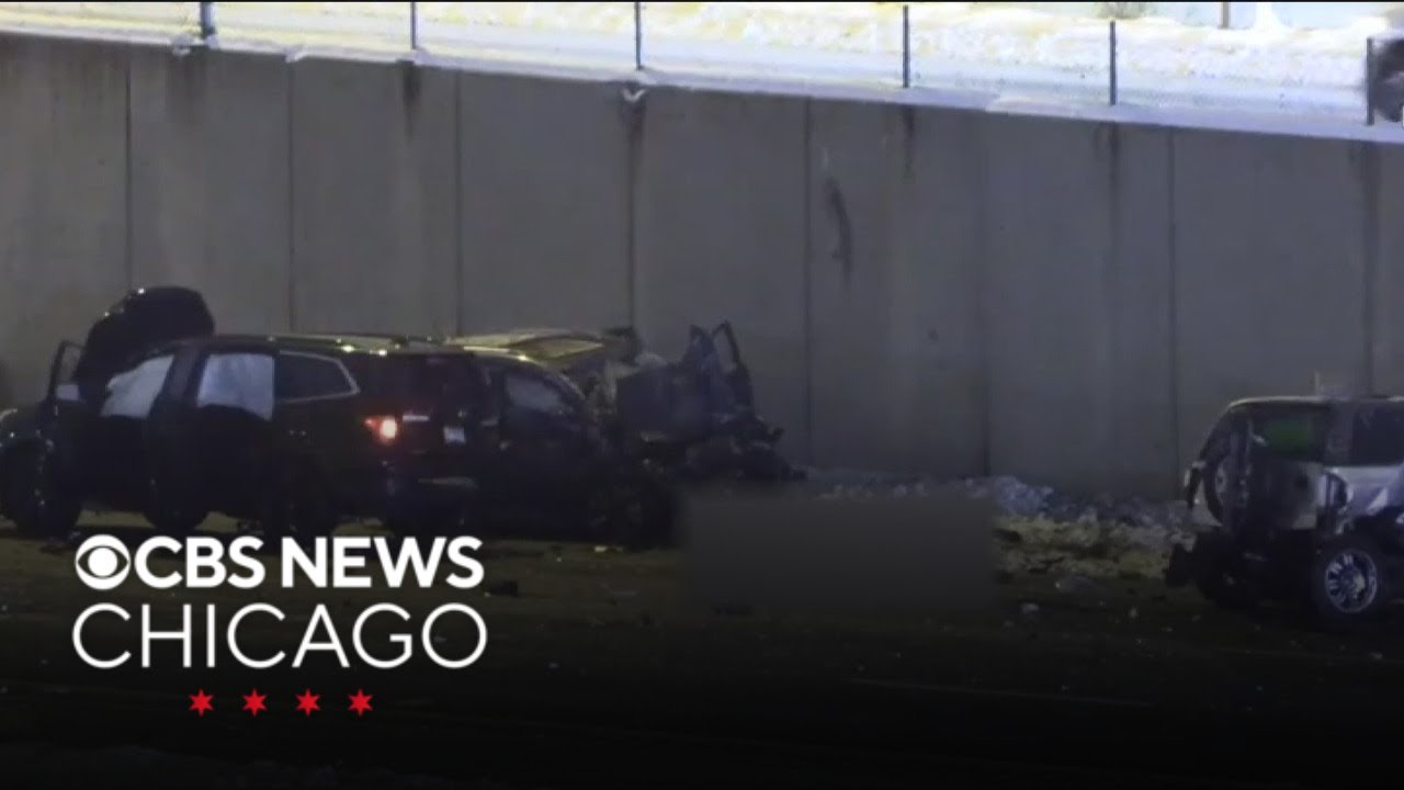 Multi-vehicle crash on I-57 leaves 3 dead, 5 others hurt