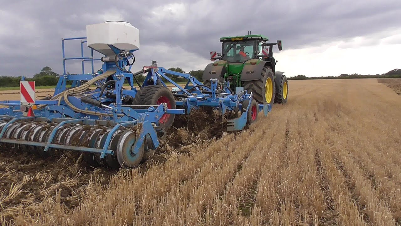 john deere 8r370 with lemken karat & john deere 6250r & vaderstad carrier planting osr