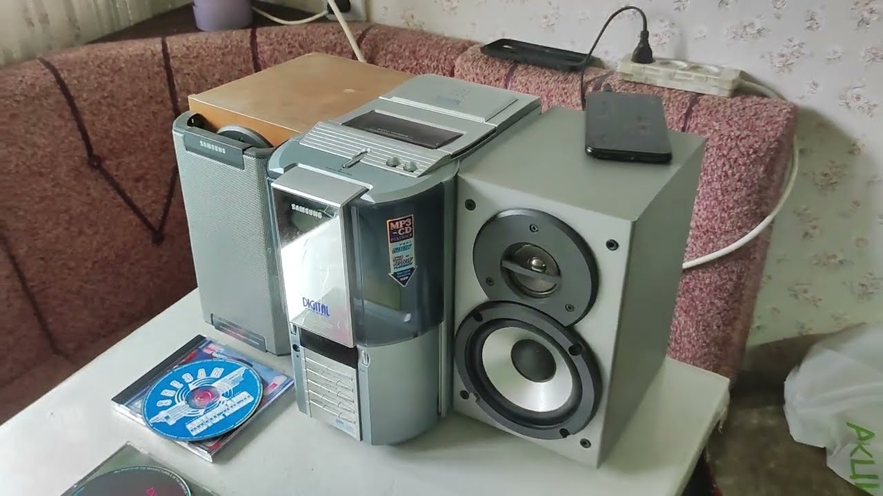 Мини музыкальный центр Samsung MM-ZL7 (2x20W)