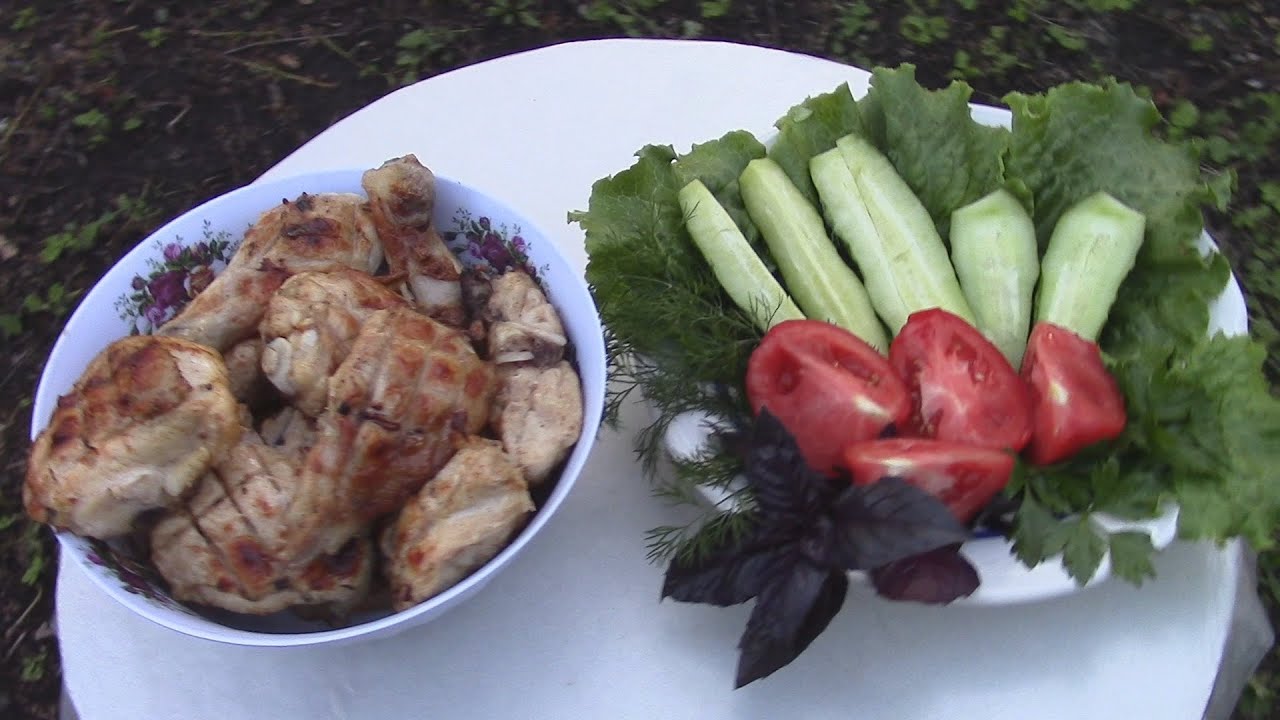 Простой и  очень вкусный рецепт Шашлыка из Курицы в классическом маринаде.Просто и вкусно.