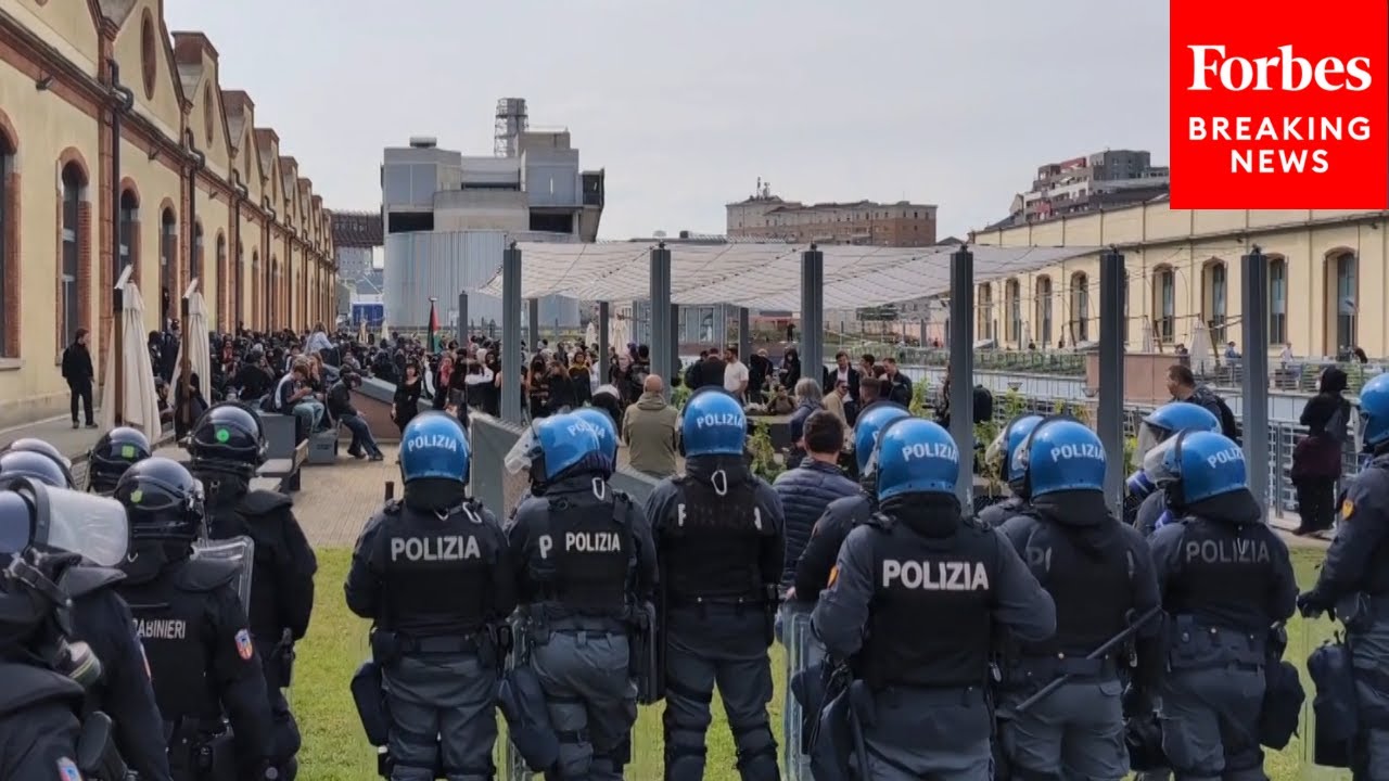 Massive Pro-Palestinian General Strike Paralyzes Italy