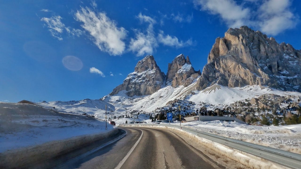 🇮🇹 Driving PASSO SELLA In Italy | Scenic Drive From Val Gardena To Canazei In Winter | 4k 60fps