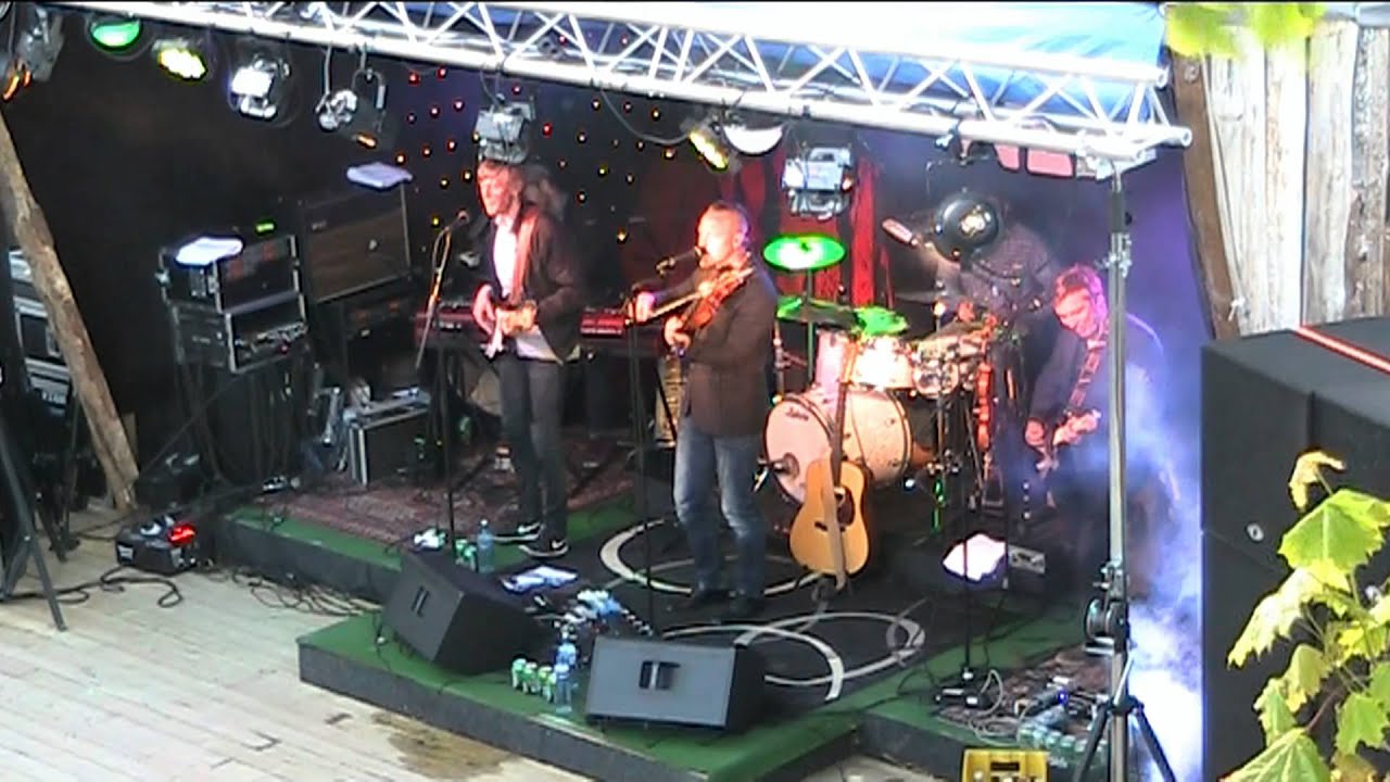 Ni Liv - Marianne (Live at Cowshitfestival 6th June 2015)