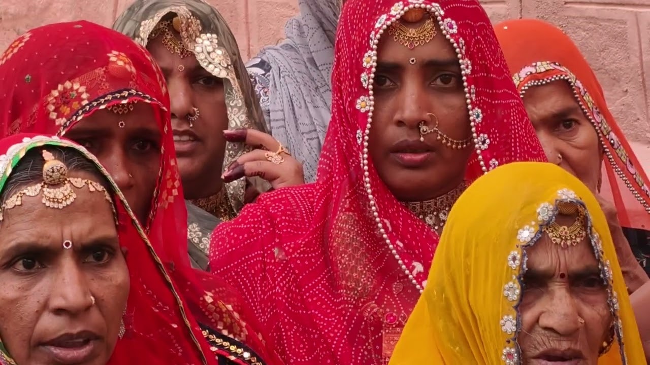 Rajasthani  marwadi  desi folk song viviha बन्ना तोरण आईने मत झगड़ो ।।