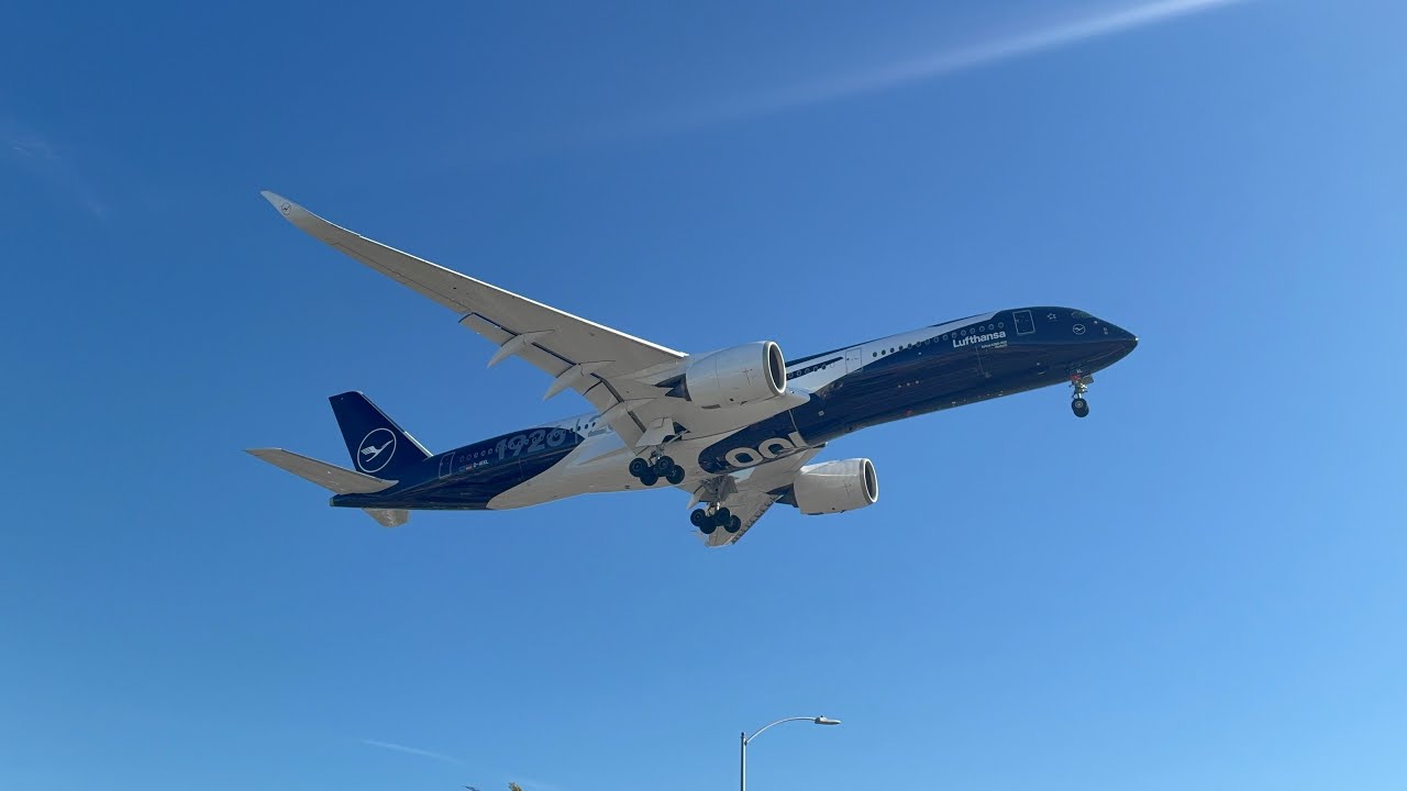 Planes spotting ft Lufthansa A350-941 100 years livery D-AIXL and cargolux 747-8F mask 