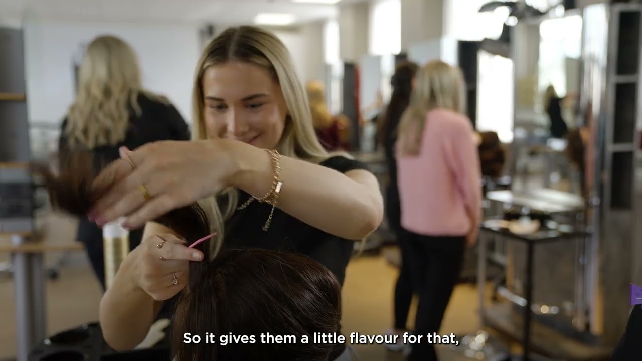 Профессионально-техническое образование в Корке: путь от школы к получению навыков.