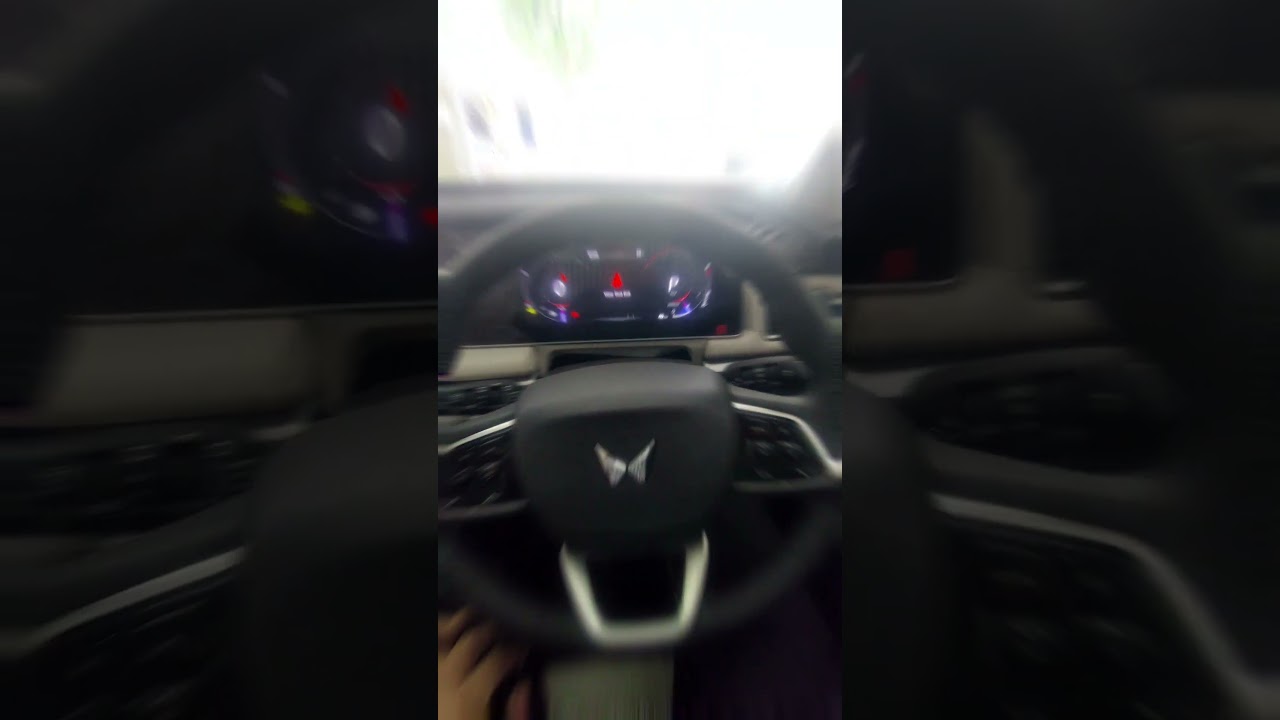 Engine Start & Off Mahindra XUV700
