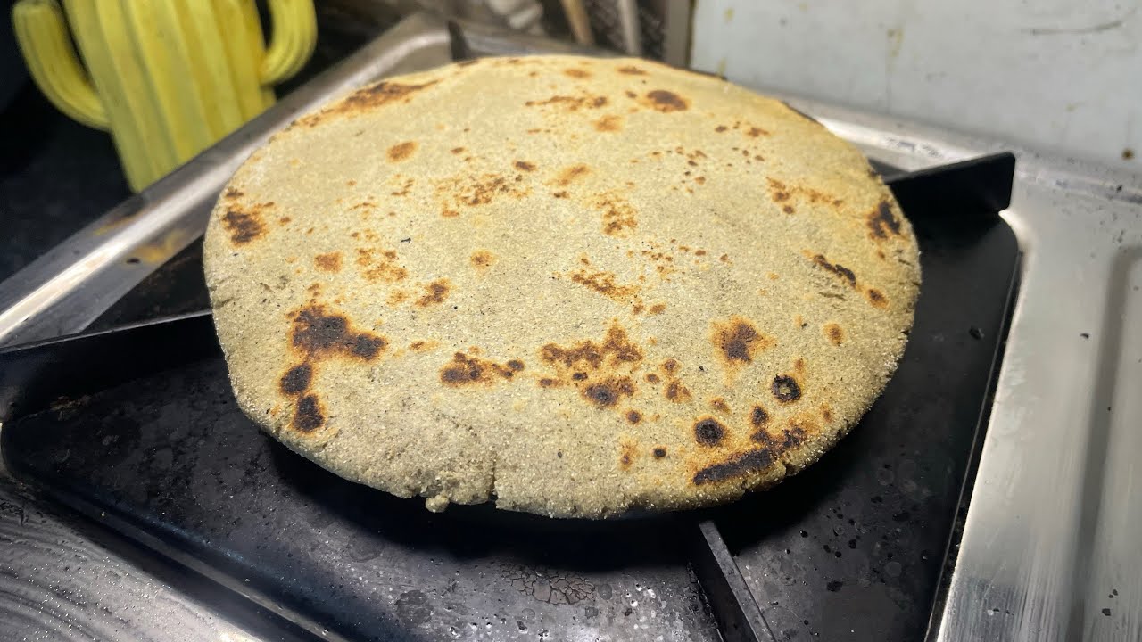 बाजरे की लिट्टी पौष्टिक फाइबर और आयरन से भरपूर शीतकालीन व्यंजन और गोभी मटर मसाला रेसिपी 