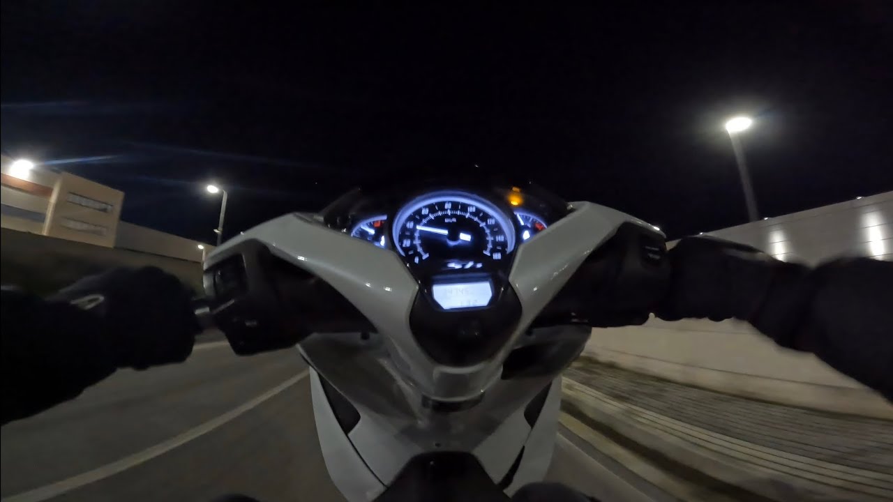 Impennate in zona industriale senza DB Killer + test zip 70 DR (video di 1 mese fa)