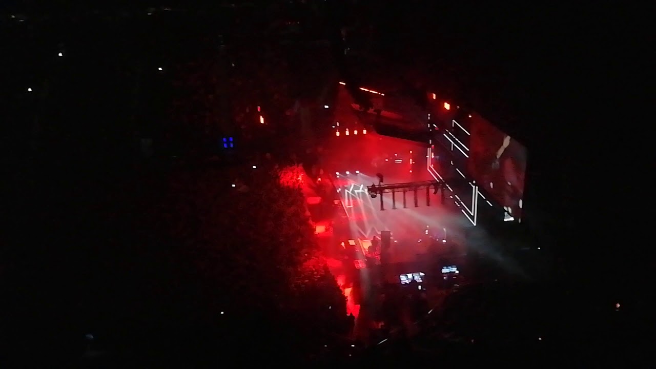 Castle - Halsey (London 08/03/20)