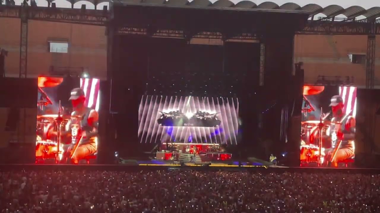 Guns n roses live concerto Milano San siro civil war