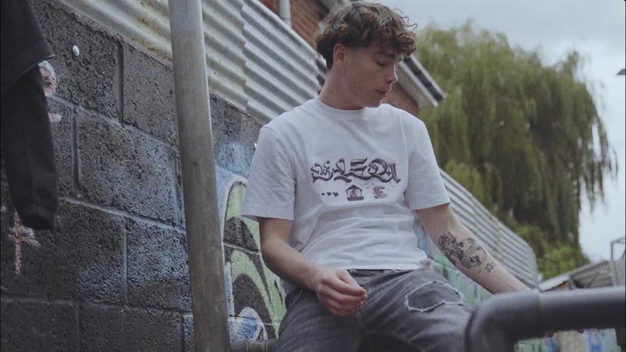 Bleuofficial - Never Goin' Back (Official Music Video)