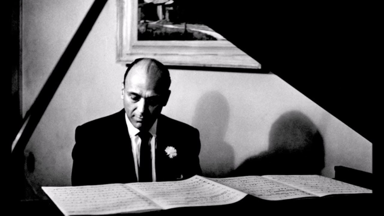Johnny Green (piano) – Medley of 