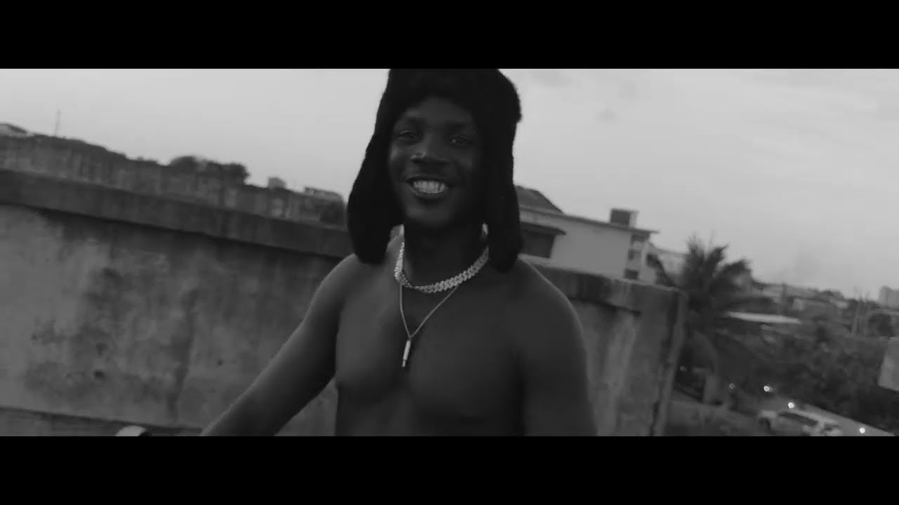 YKE  - CONTRAT Clip Officiel