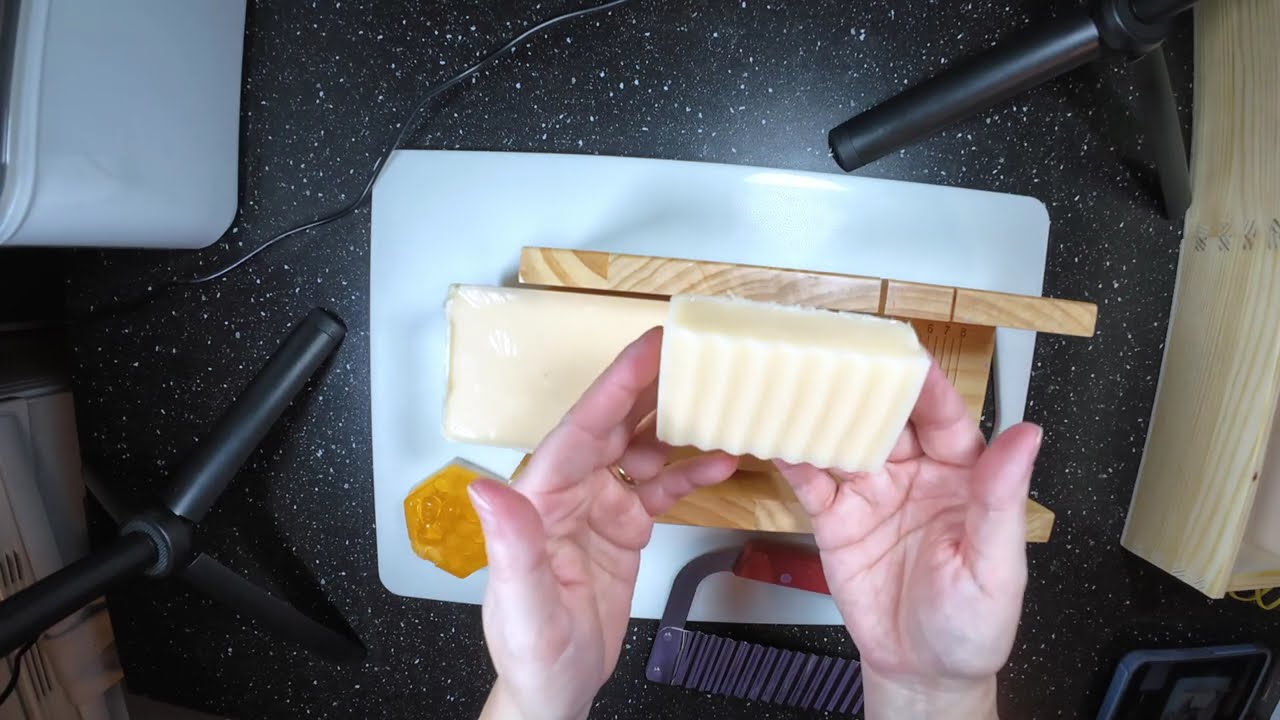 Honey and Shea Butter Short Clip