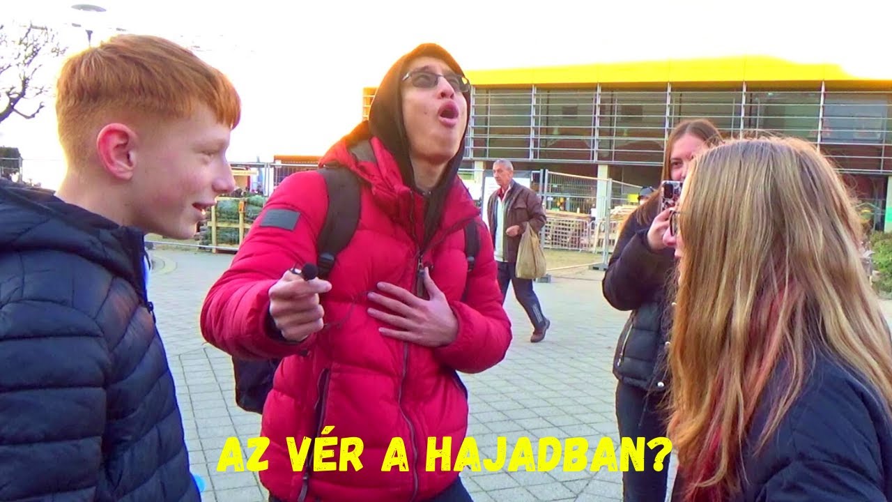 Megmutatta Hogy Kell Csajozni!