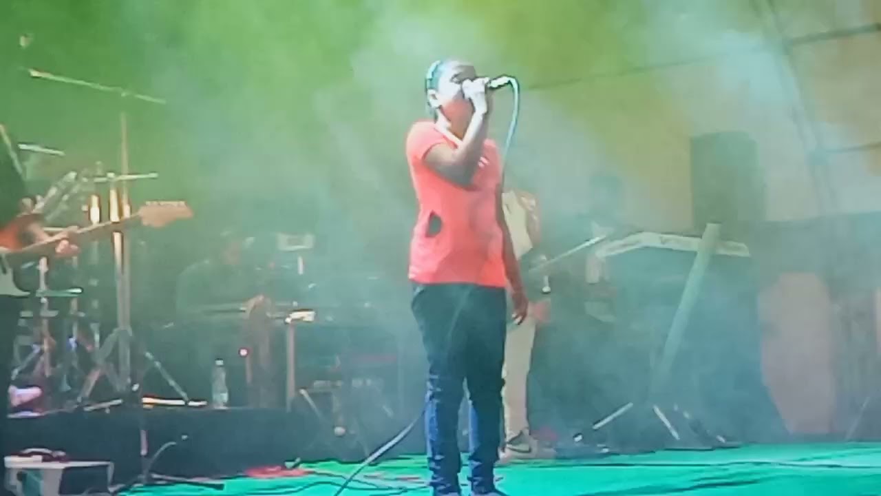 ඉතල වැටුනු වැවෙ