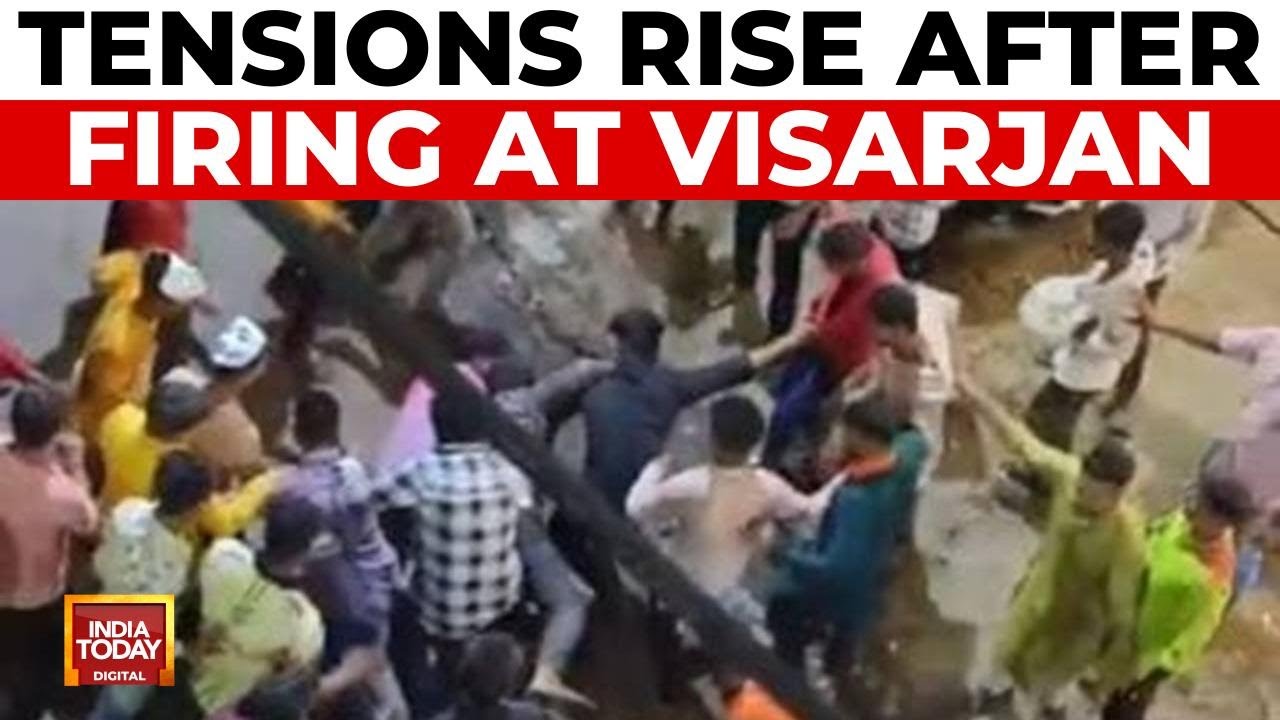 Fatal Firing at Durga Puja Visarjan in Uttar Pradesh | India Today News
