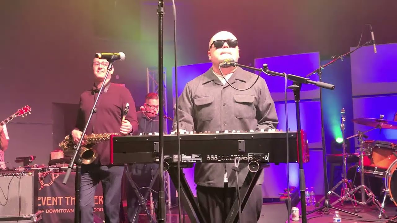 Cool Mood - Roger Rivas All-Stars