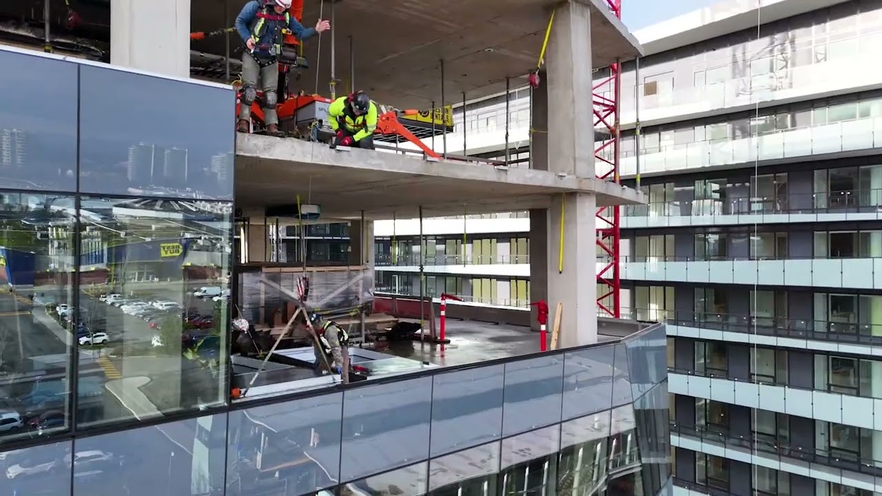 Phoenix Glass Unitized Installation