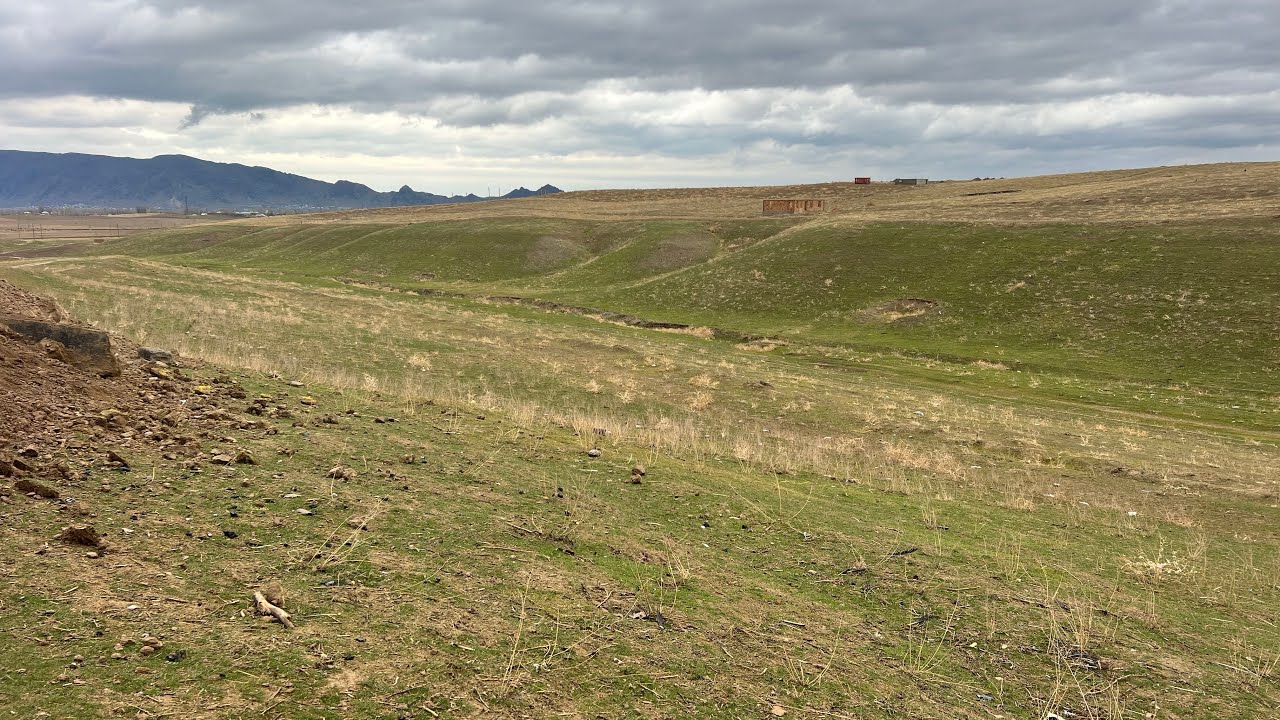 Жапалак Кенсай 228 квартал 6- соток ‪баасы 1-миллион сом