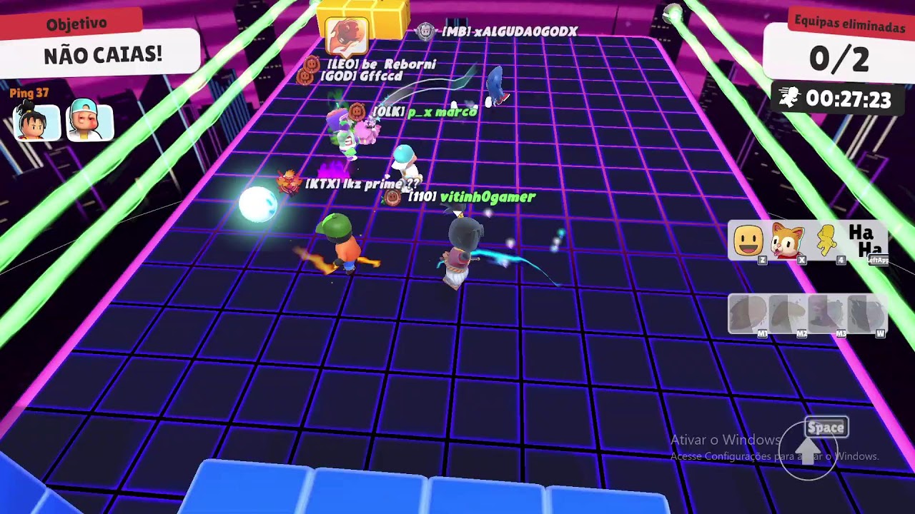 JOGANDO STUMBLE GUYS