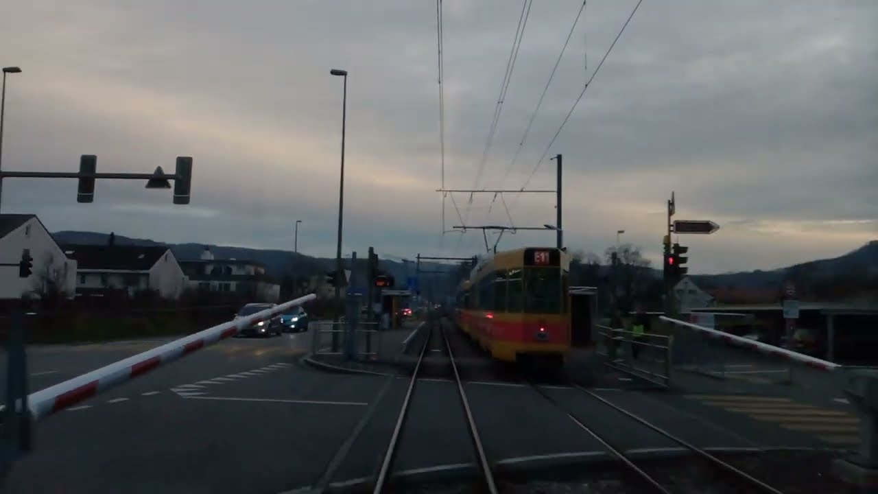 Straßenbahn E11 (BLT): Reinach BL, Süd - Theater - Reinach BL, Süd (16.02.2023) Teil/Part 1