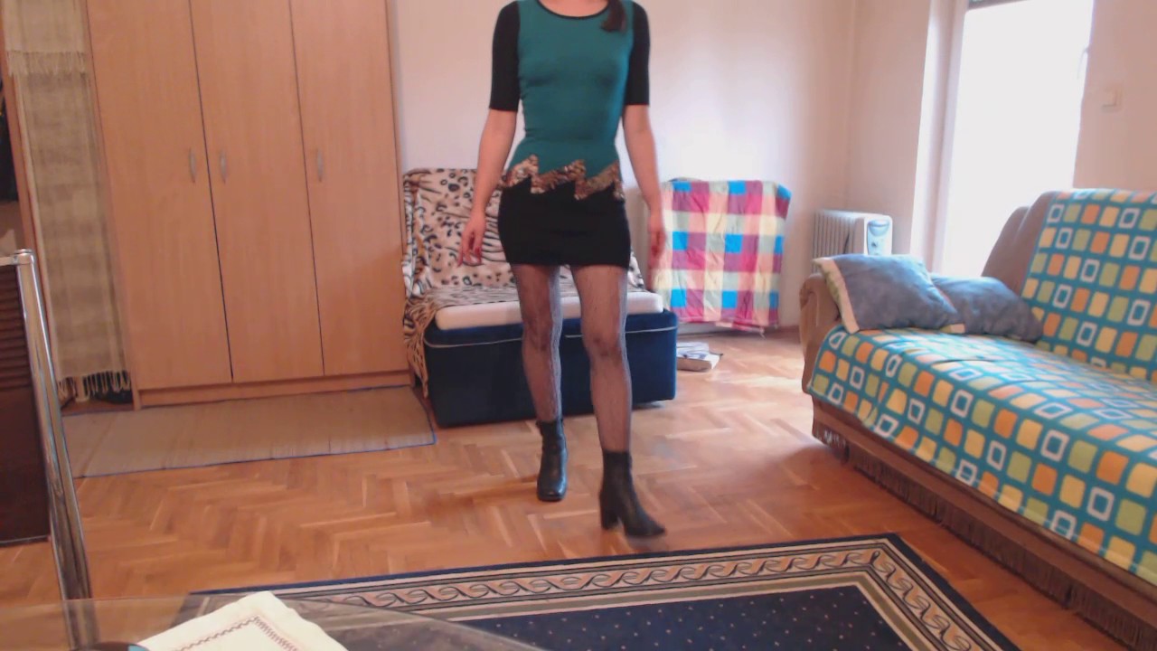 robe pull noir et vert
