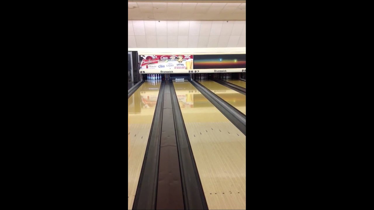 Brunswick Fortera Exile & Brunswick Melee Cross ball reaction comparison