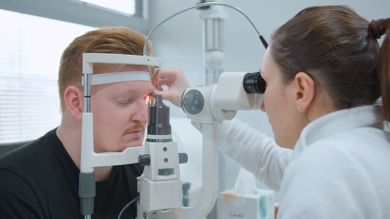 „Vlastně jsem nevěděl, jak bych měl správně vidět,“ pacient po laserové operaci očí.