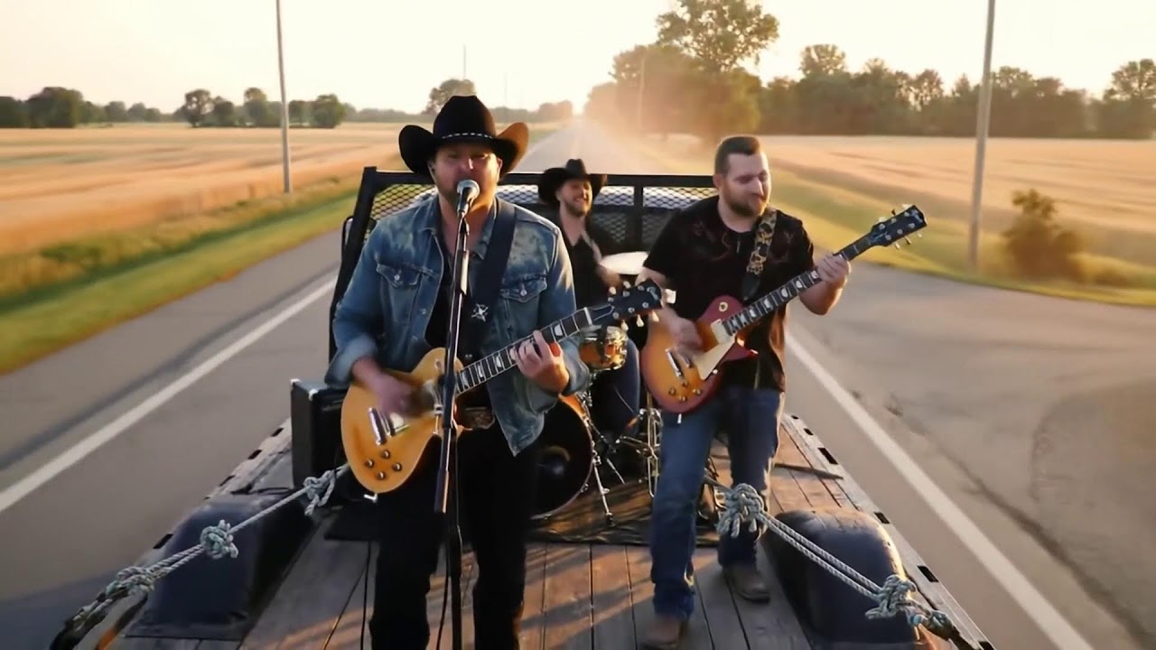 Outlaw Country Rock 2026 🎸 Ride Forever Wild | Inspired by Johnny Cash