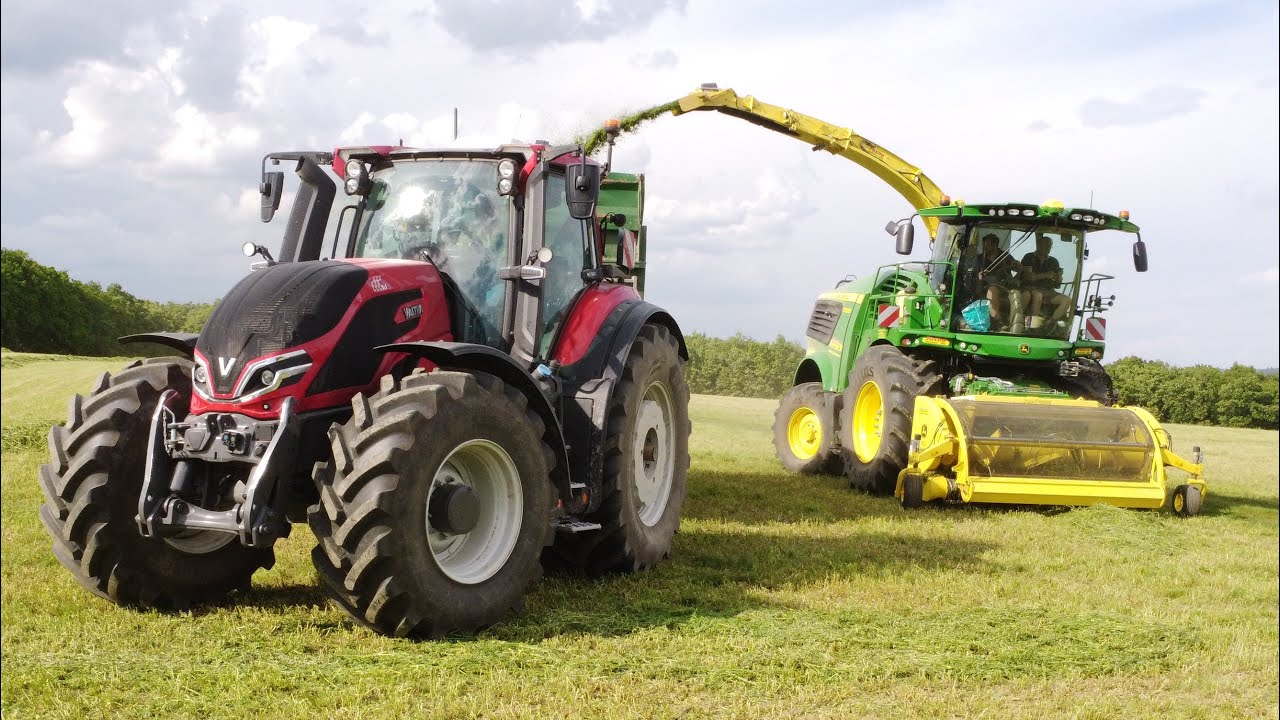 Nová Valtra Q305 2024 |Senáže Vojtěšky 2024 |John Deere 9900i (Jasno Jasenná Zlín)