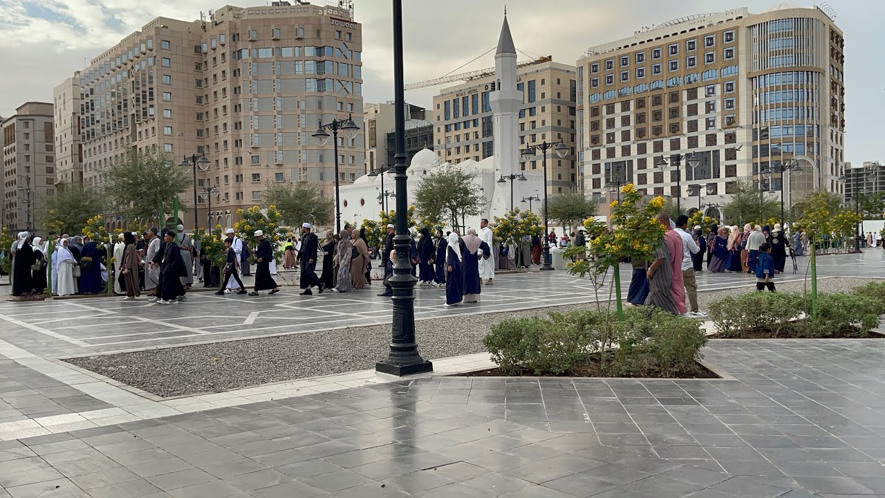 هنا صلى النبي ﷺ | مشهد من منطقة المصليات – مسجد الغمامة