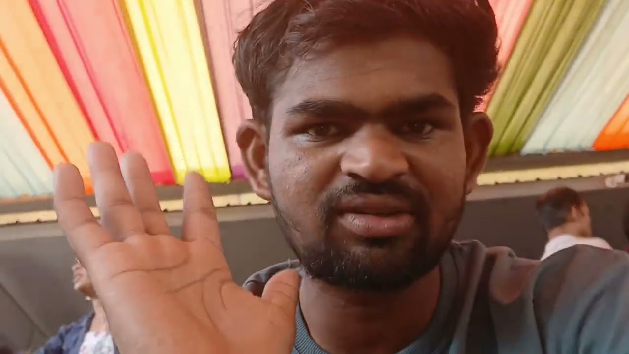 हिमानी का वाटर पार्क में गए थे मुंबई के बहुत 😛😃