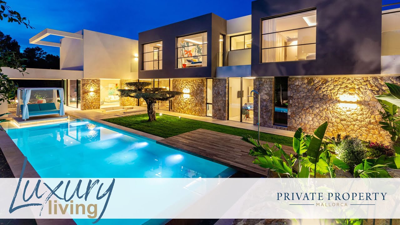 Luxury Designer Villa for Sale in Santa Ponsa | Garden, Pool & Beach Nearby