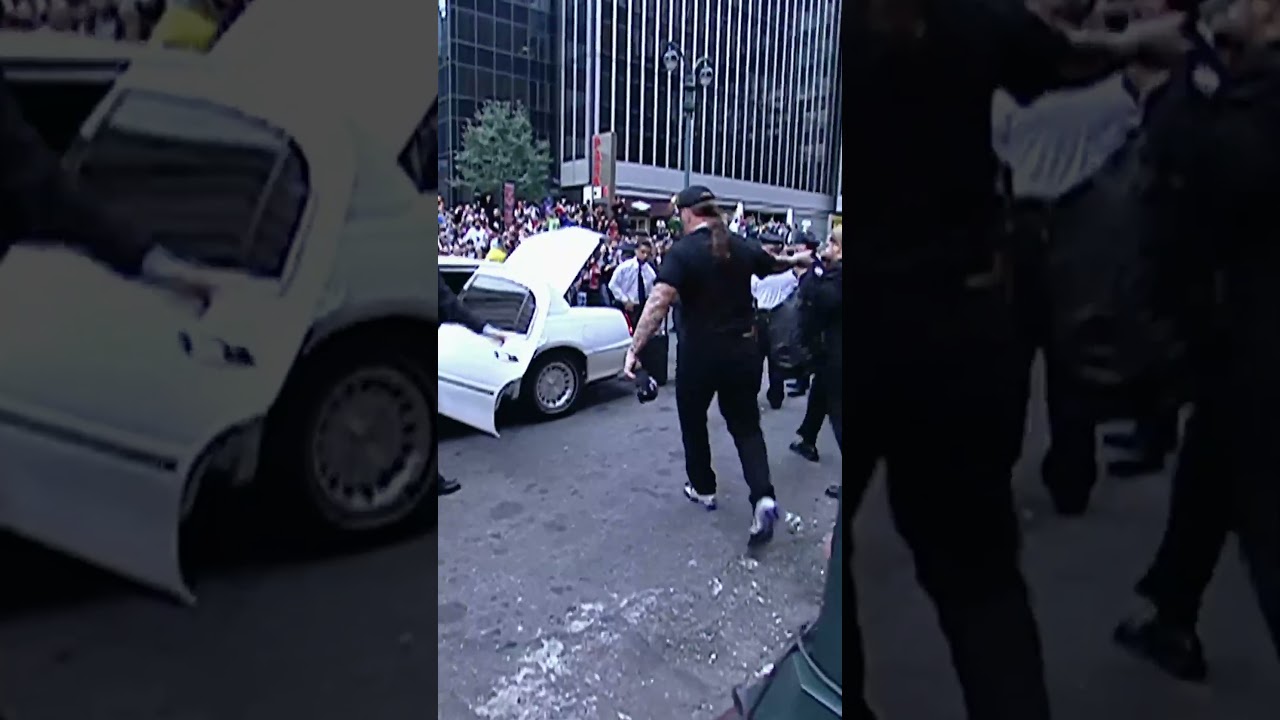Undertaker receives a thunderous ovation as he leaves Madison Square Garden and gets to his limo.