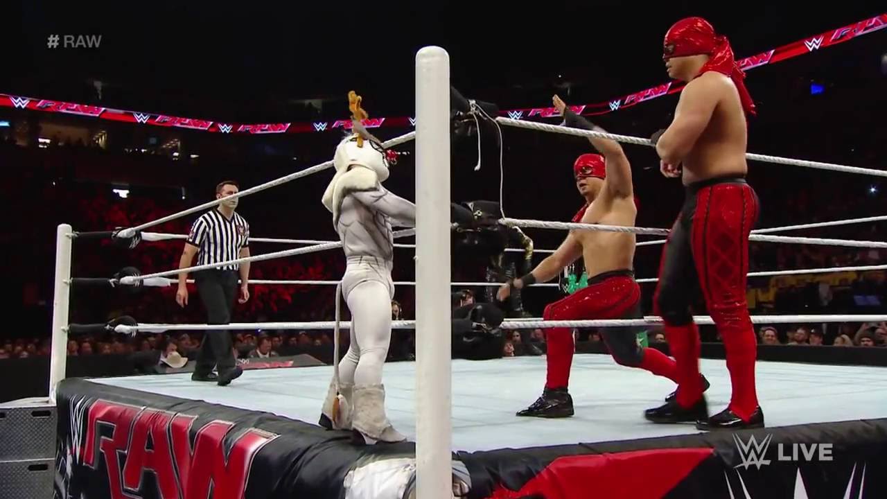 Лос Матадорес против Gold & Stardust: Raw, 22 декабря 2014 г.
