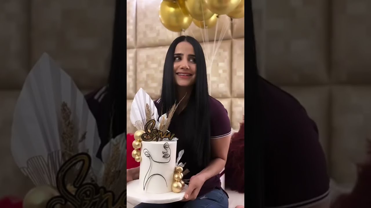 نیمرا نے سرپرائز دے دیا   |my besties #beauty #saniyashamshad #birthday #nimrakhan #sidrabatool