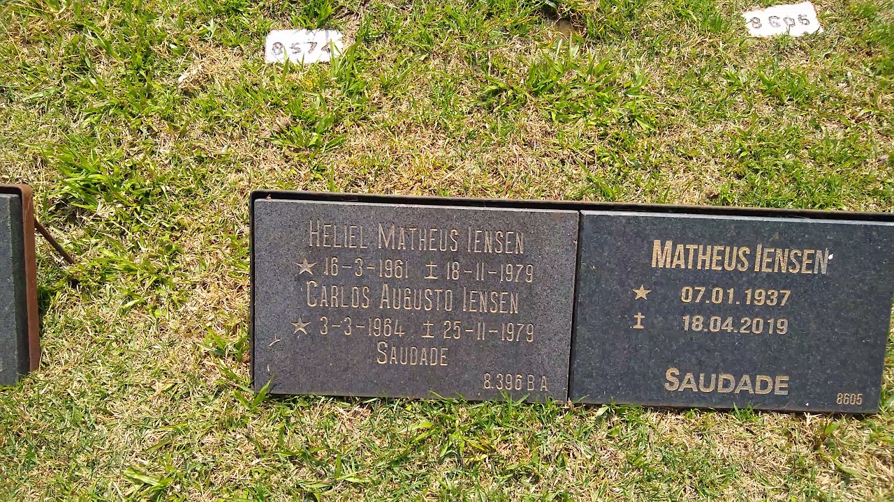 Visitei o túmulo do  Pr. Matheus Iensen