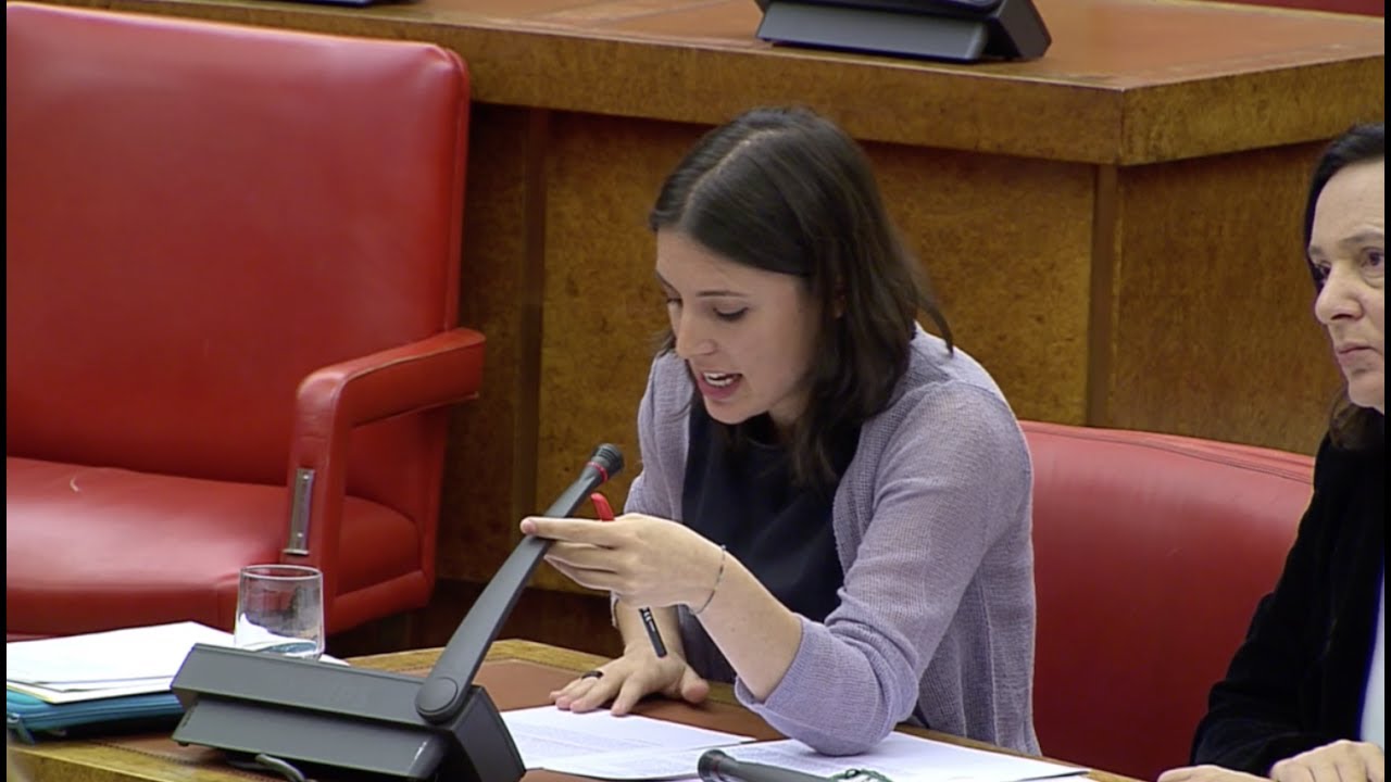 Irene Montero pregunta a Bárcenas en la Comisión de Investigación de la financiación ilegal del PP